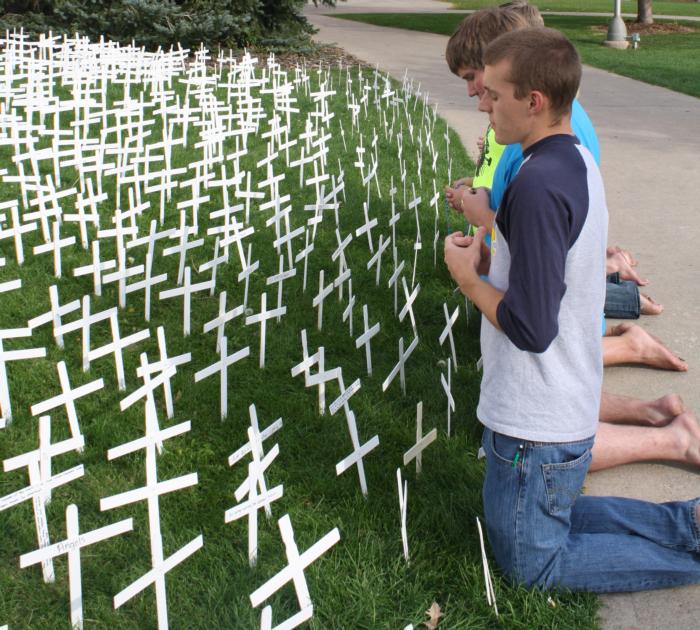 cross_praying_1332228942.jpg